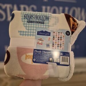 Gilmore Girls Plush Throw Blanket